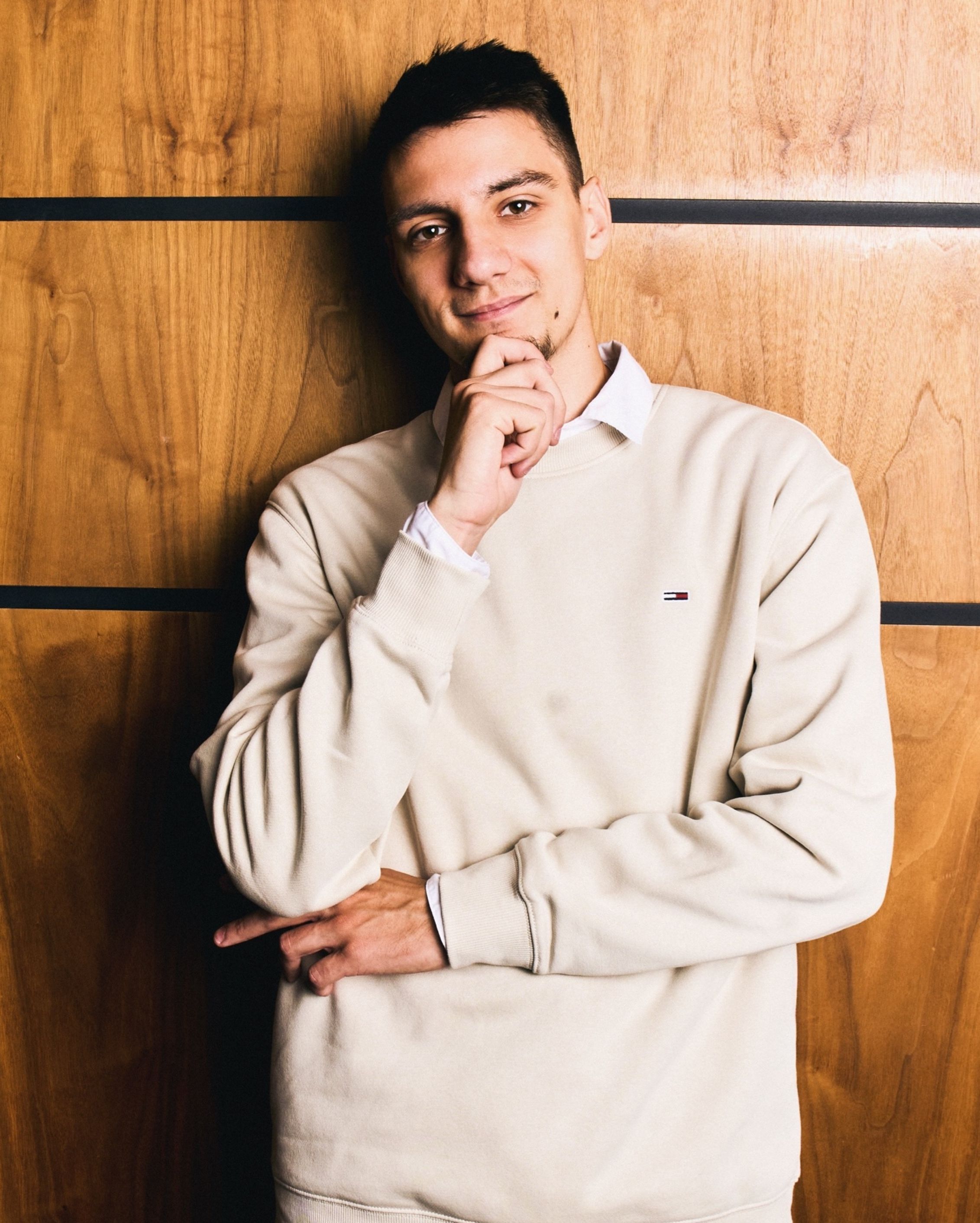 Антон Хахалин 